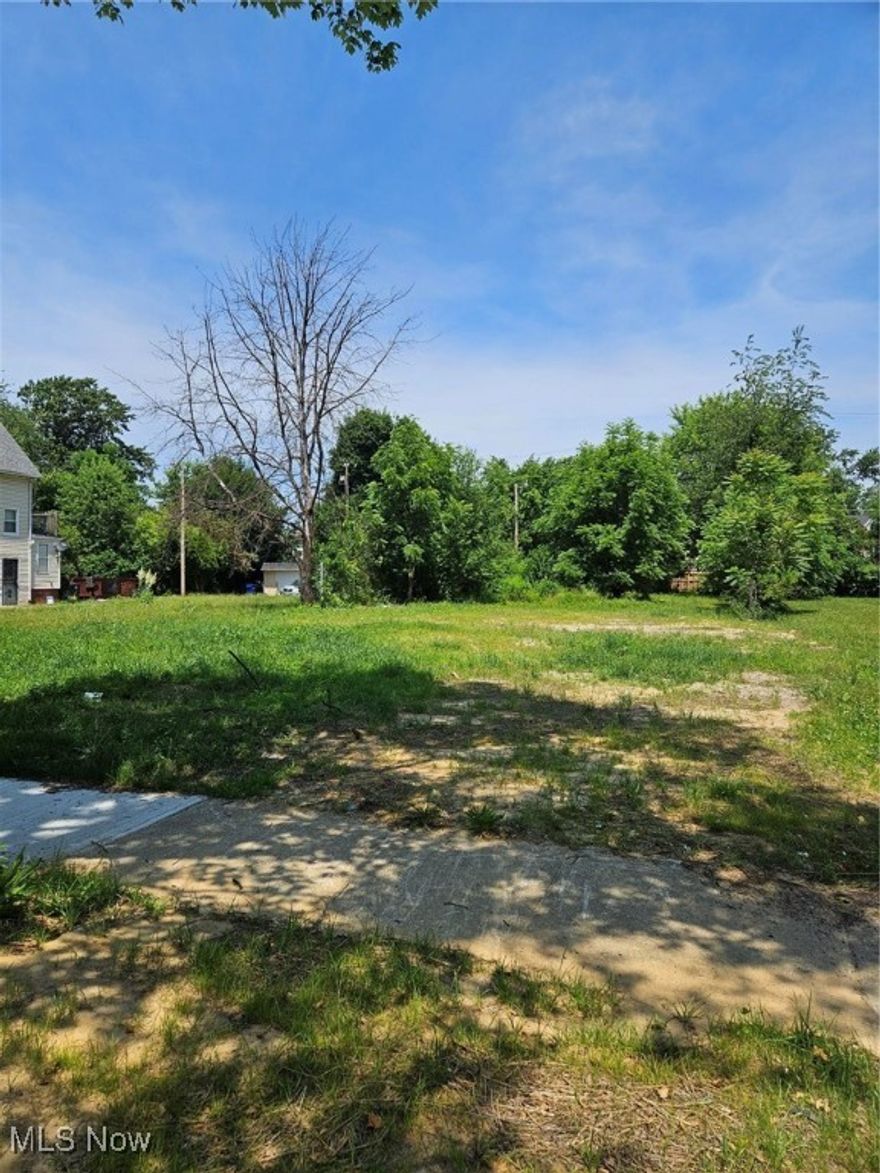 Build opportunity near Cleveland Clinic.