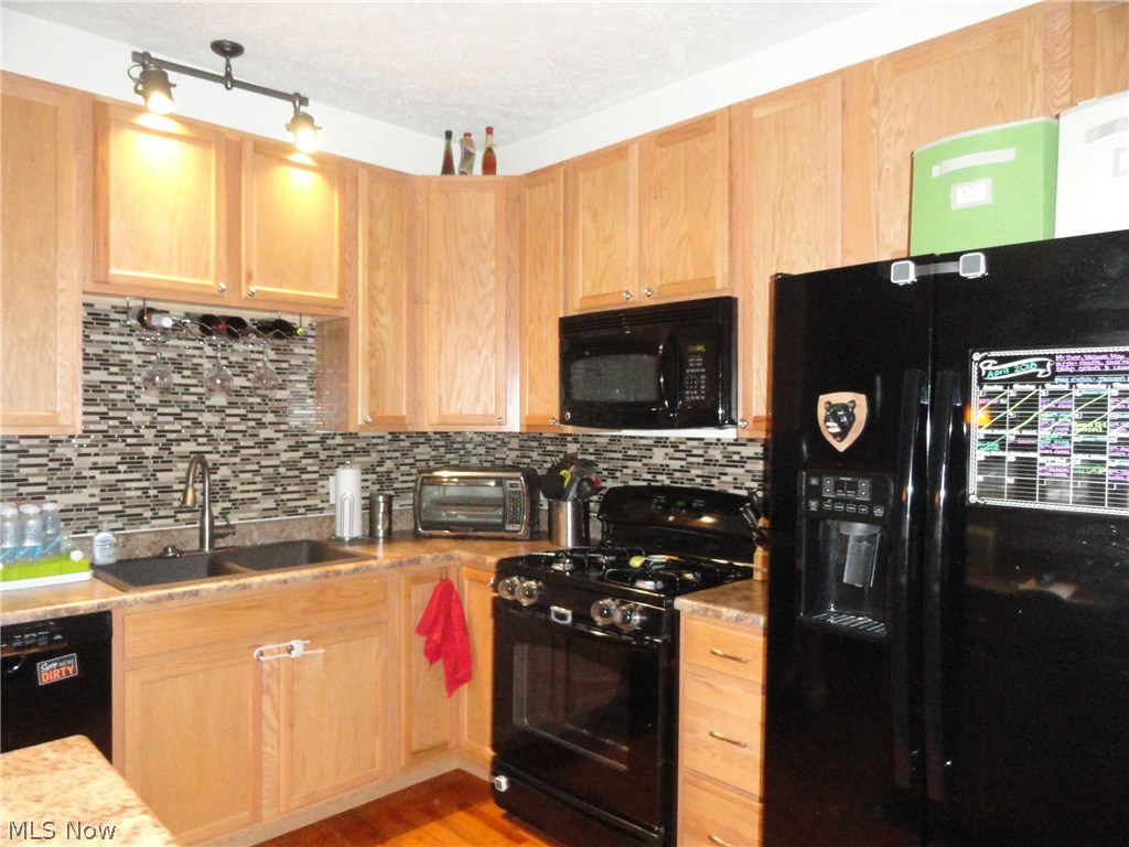 Weatherstone Village Condo Ph 12 - Residential