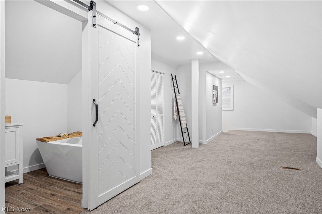 Oak Point - Residential