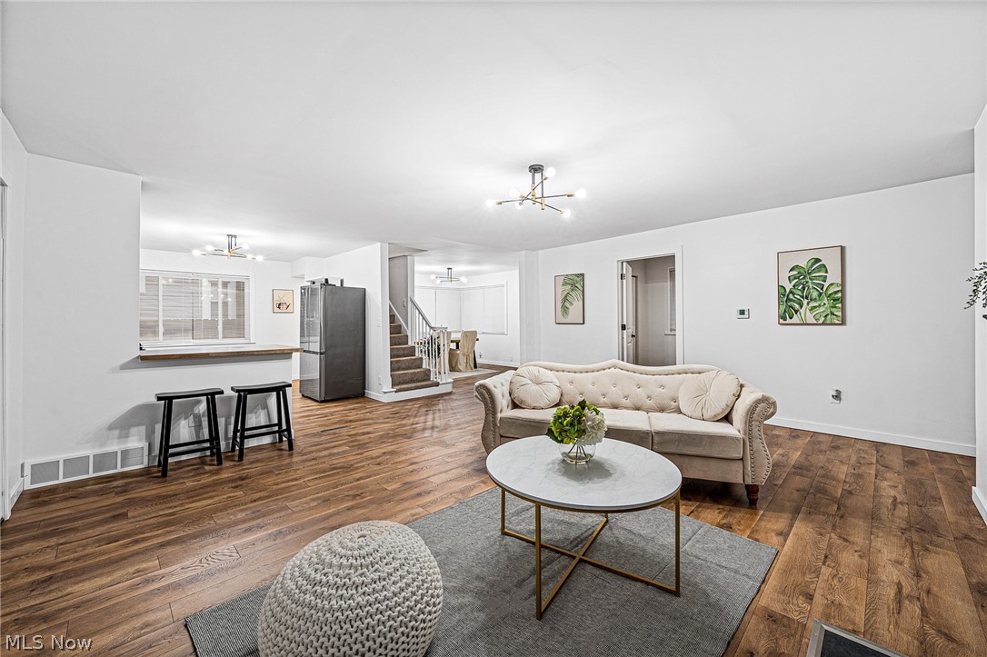 Oak Point - Residential