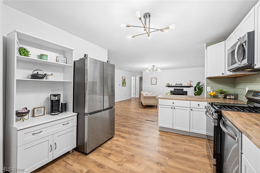 Oak Point - Residential