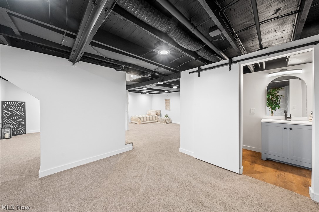 Oak Point - Residential