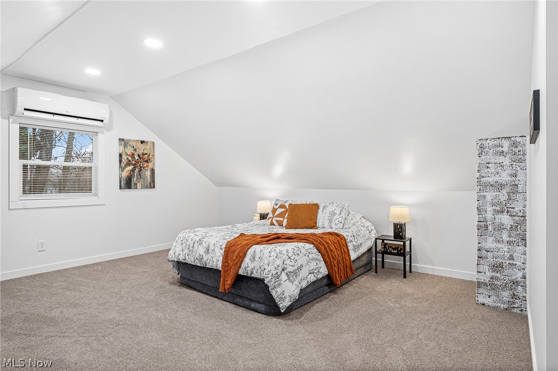 Oak Point - Residential