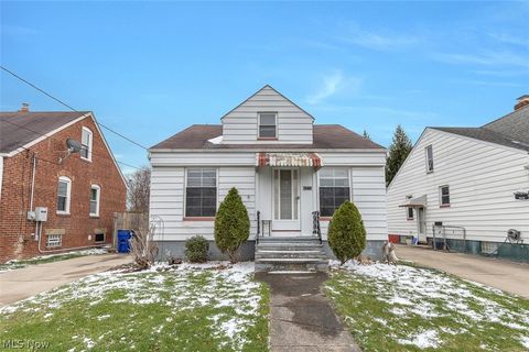 Homes For Sale - 4221 Oak Park<br/> Cleveland, OH 44109