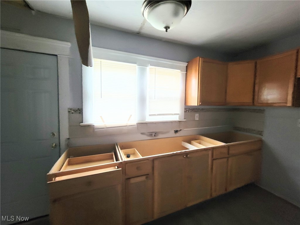 866 E 131st Street, Cleveland, Ohio image 3