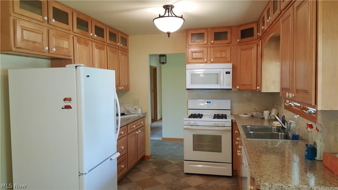 Mcdonald Village - Residential