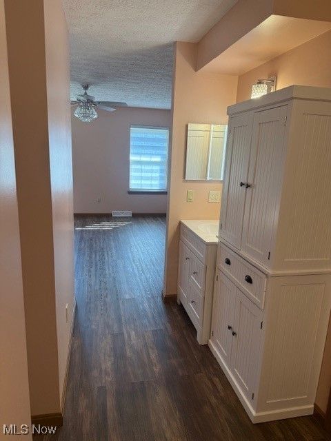 Tiny photo for 8297 Quail Point Lane, Mentor, OH 44060 (MLS # 5178287)