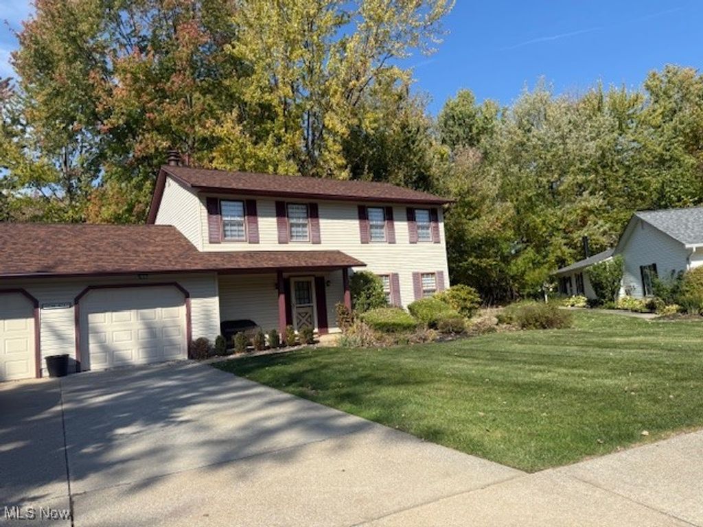 Photo of 8297 Quail Point Lane, Mentor, OH 44060 (MLS # 5178287)