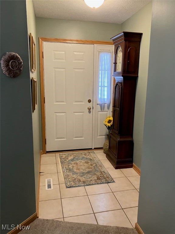 1477 Waters Edge Drive, Akron, Ohio image 24