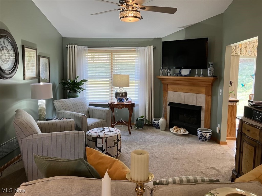 1477 Waters Edge Drive, Akron, Ohio image 6
