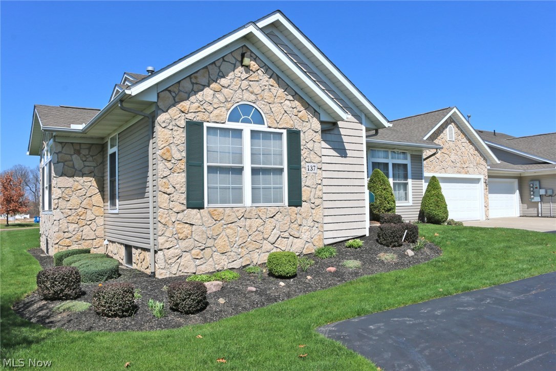 Greens/Vlgs/Wetherington Condo - Residential