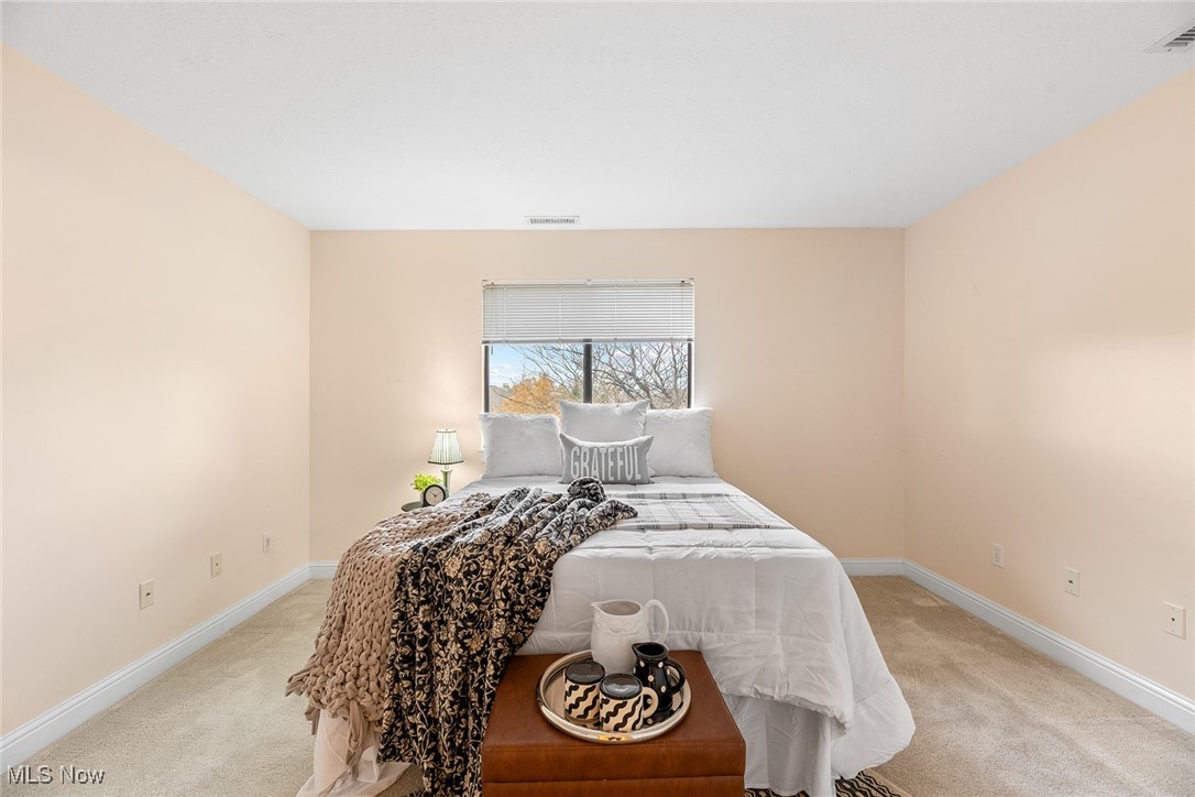 Enclave/Rosemont Rdg Condo Own - Residential