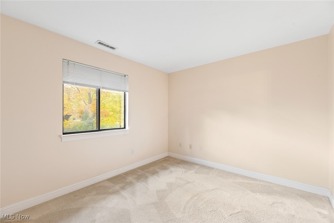 Enclave/Rosemont Rdg Condo Own - Residential