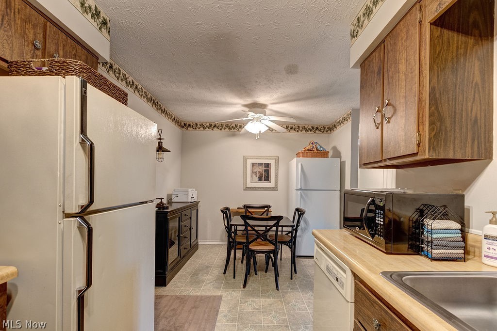 Terrace Common Condo - Residential