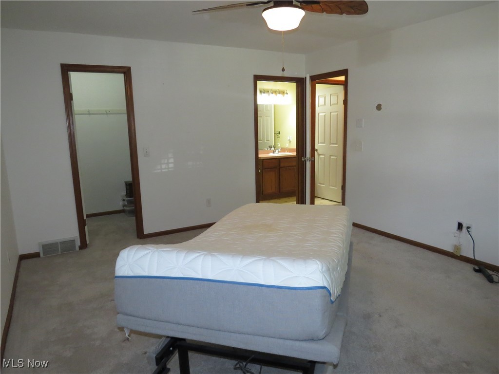 Mentor, Ohio 44060, United States, 4 Bedrooms Bedrooms, ,2 BathroomsBathrooms,Residential,Active,214340