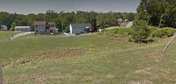 SPRINGDALE AVE, STEUBENVILLE, OH 43953 - Image dd767470aa66dfe73f5b28bf53eea3bd/1703893820