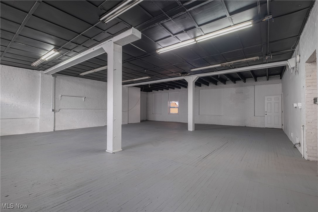 Kindsvater - Commercial Lease