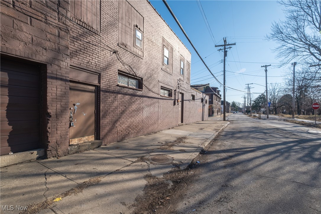 Kindsvater - Commercial Lease