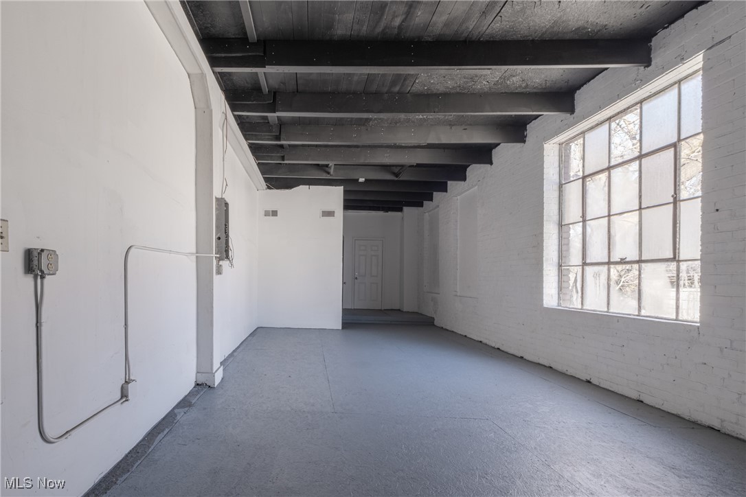 Kindsvater - Commercial Lease