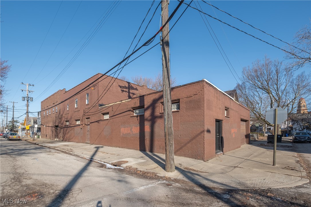 Kindsvater - Commercial Lease