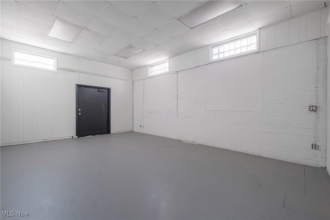 Kindsvater - Commercial Lease