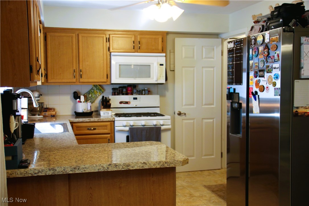 6929 Pinetree Avenue, Canton, Ohio image 19