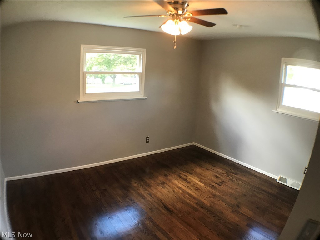 Mentor Headlands Park - Residential