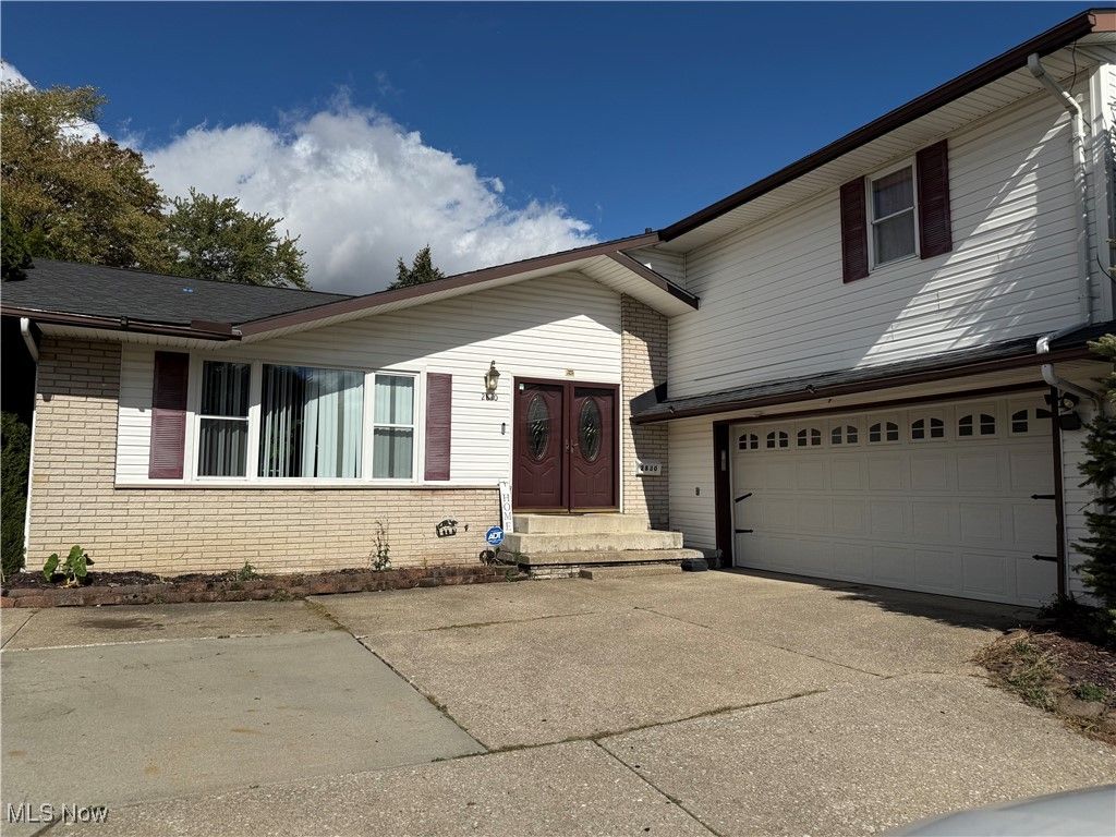 Photo of 2830 Brian Drive, Parma, OH 44134 (MLS # 5167466)