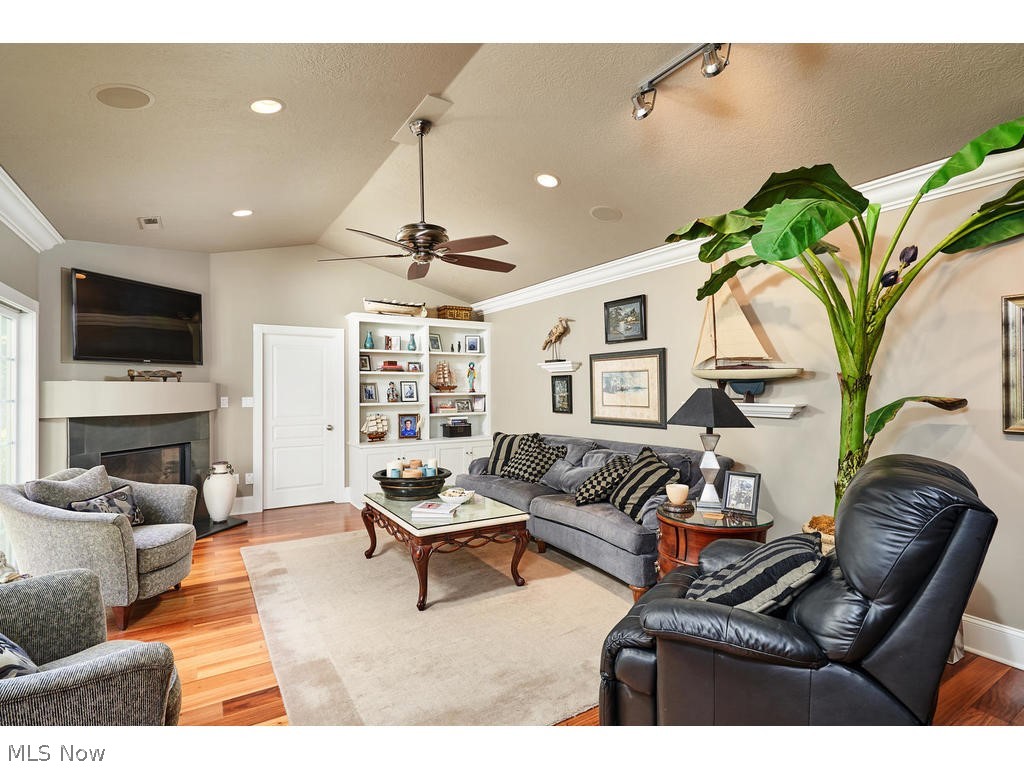 Portage Close Condominiums - Residential