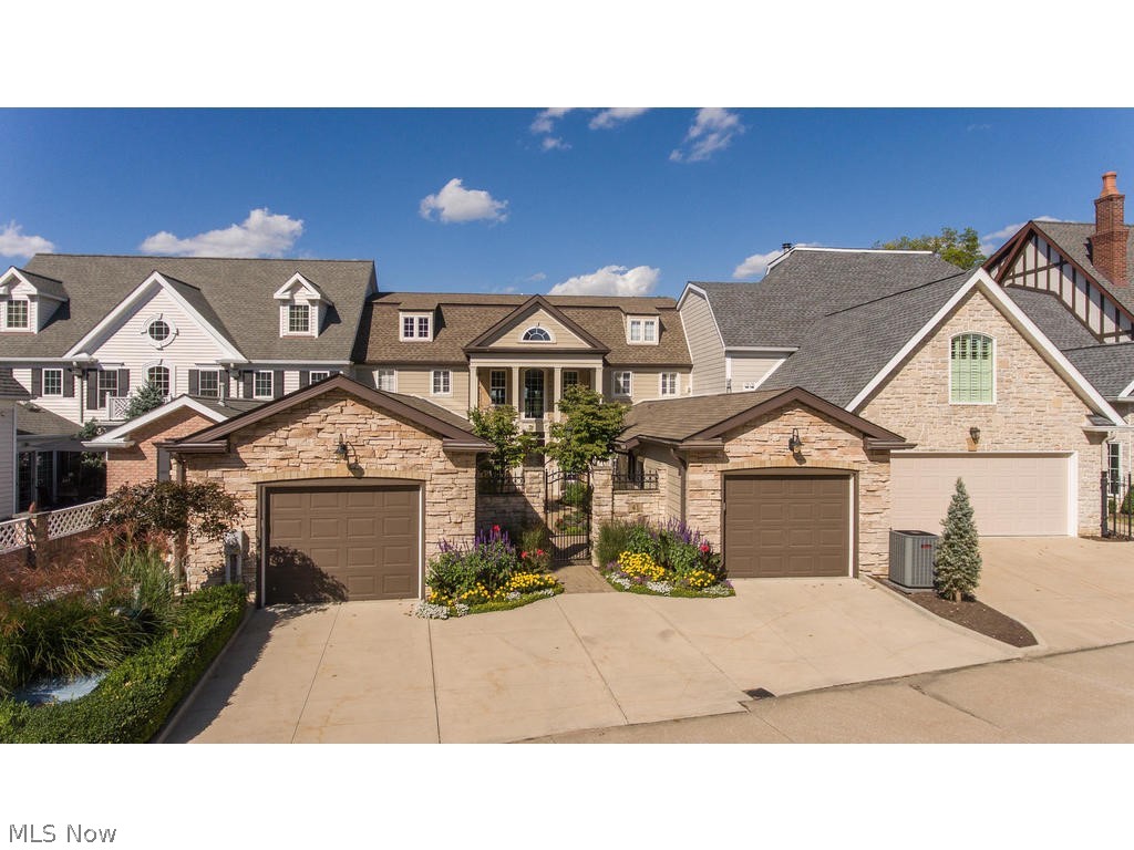 Portage Close Condominiums - Residential