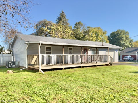 Tiny photo for 102 4th Street, Belpre, OH 45714 (MLS # 5254889)