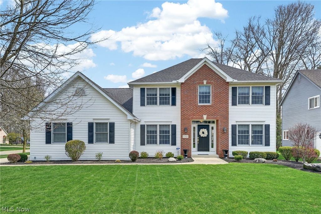 Photo of 5503 Pheasants Walk Drive, North Olmsted, OH 44070 (MLS # 5203753)