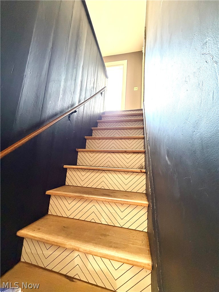 Town/Putnam - Commercial Sale