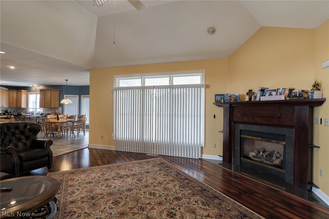Fox Meadow - Residential