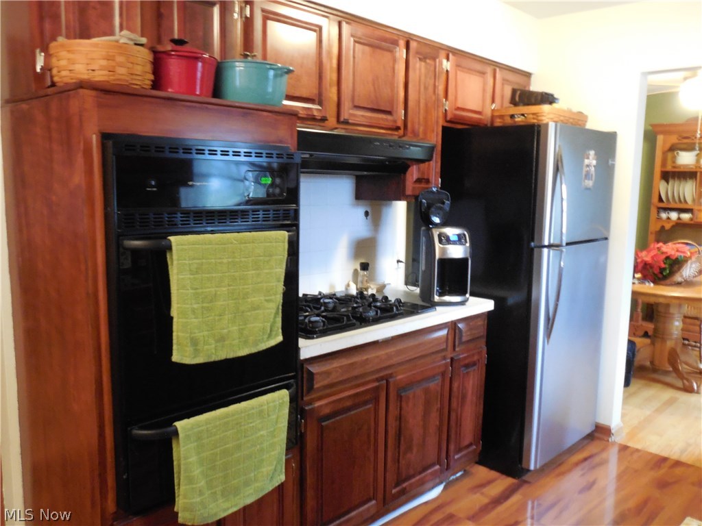 Applewood Acres - Residential