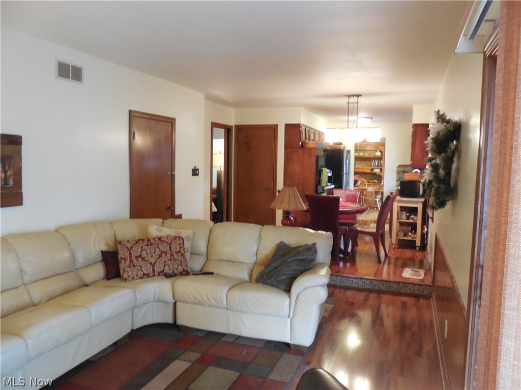 Applewood Acres - Residential