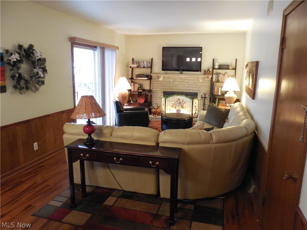 Applewood Acres - Residential