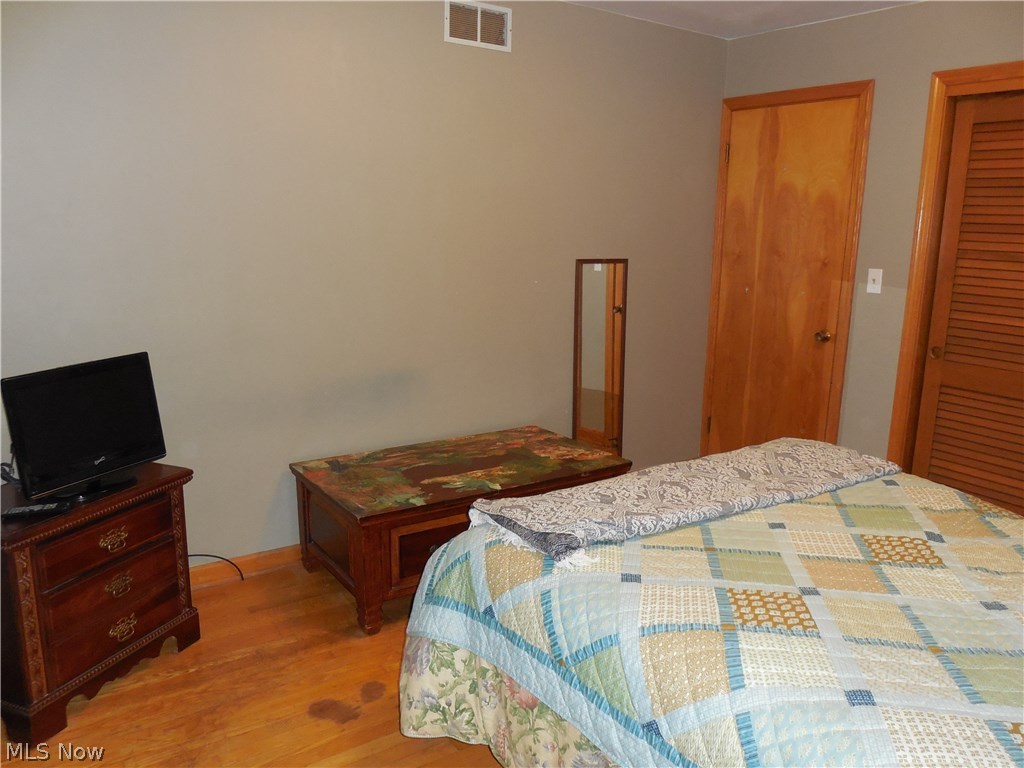 Applewood Acres - Residential