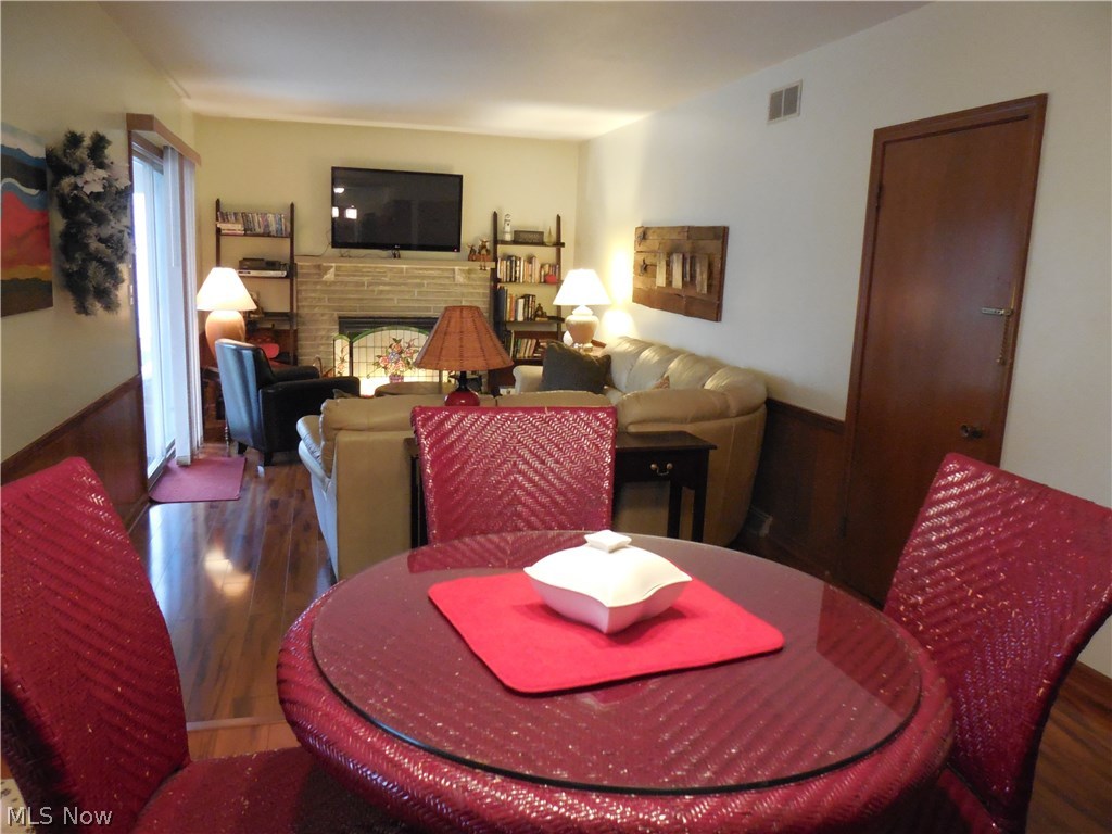 Applewood Acres - Residential