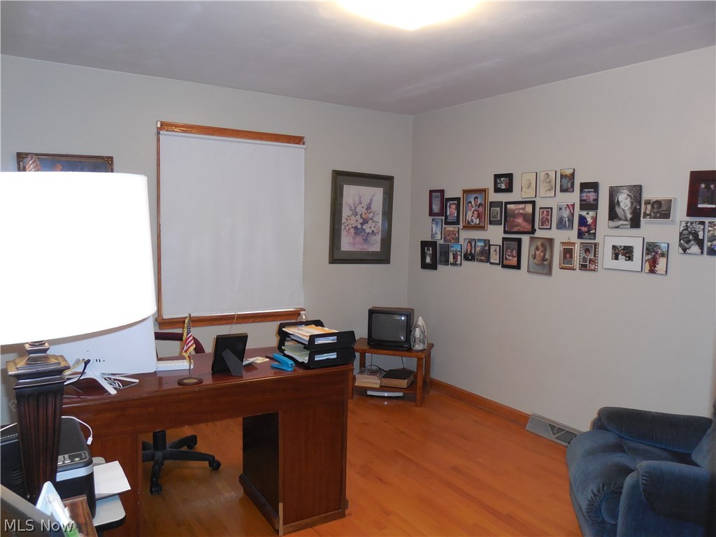 Applewood Acres - Residential