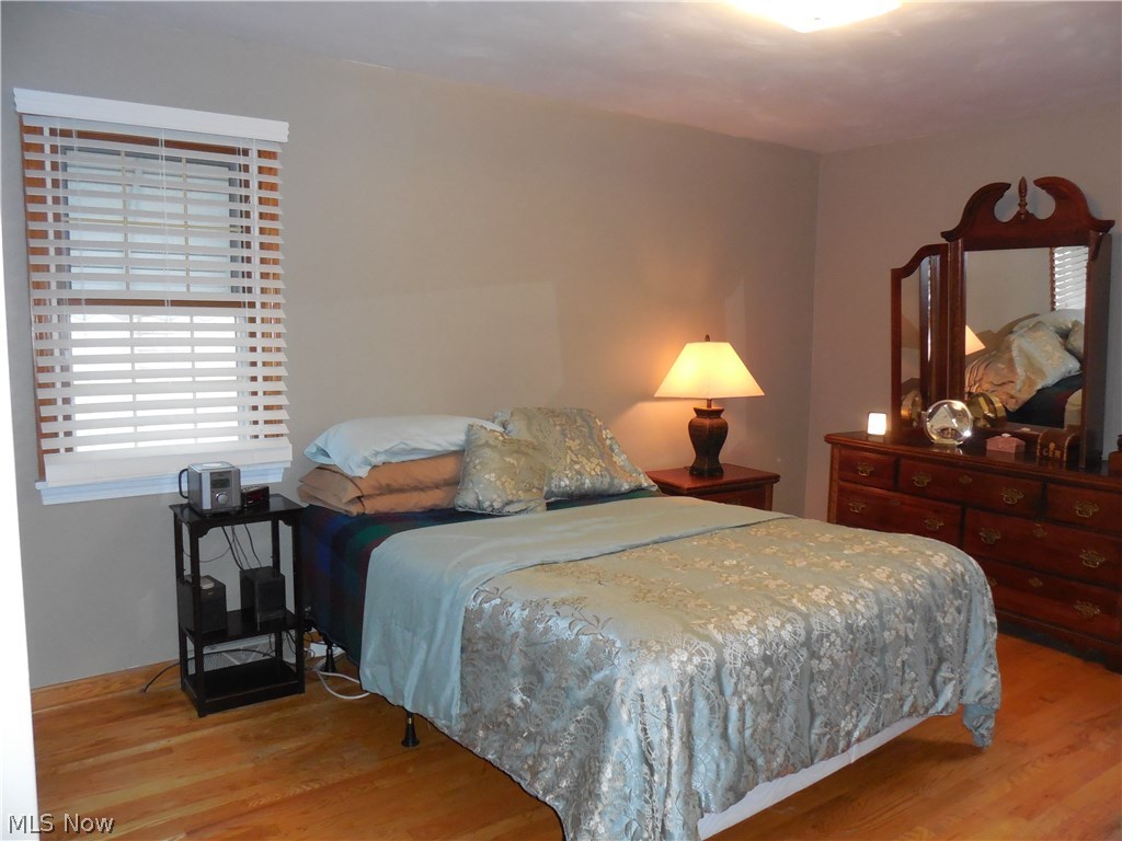 Applewood Acres - Residential