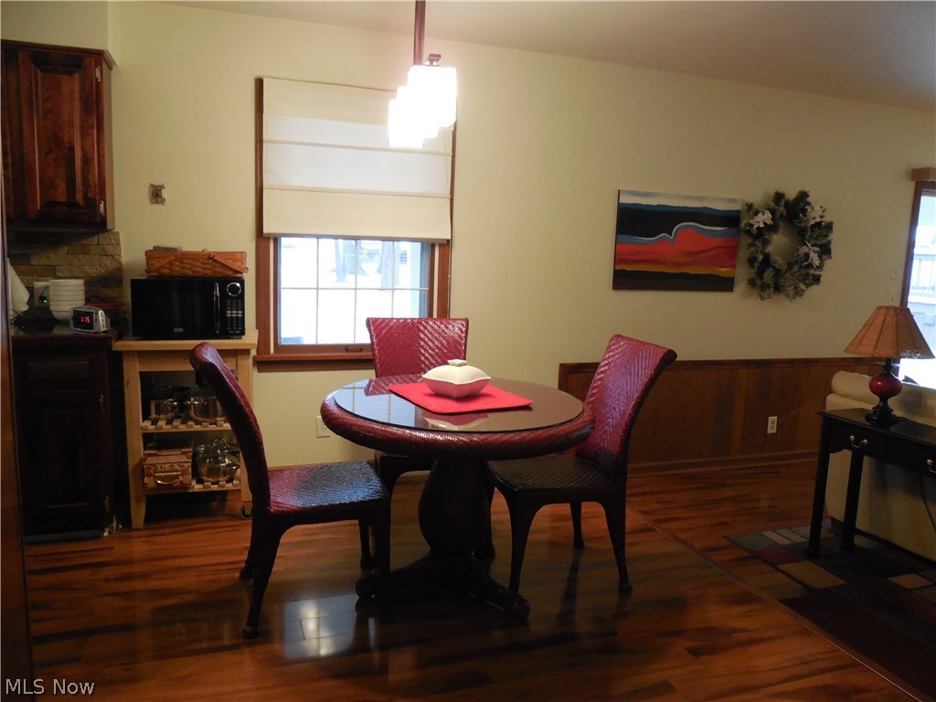 Applewood Acres - Residential