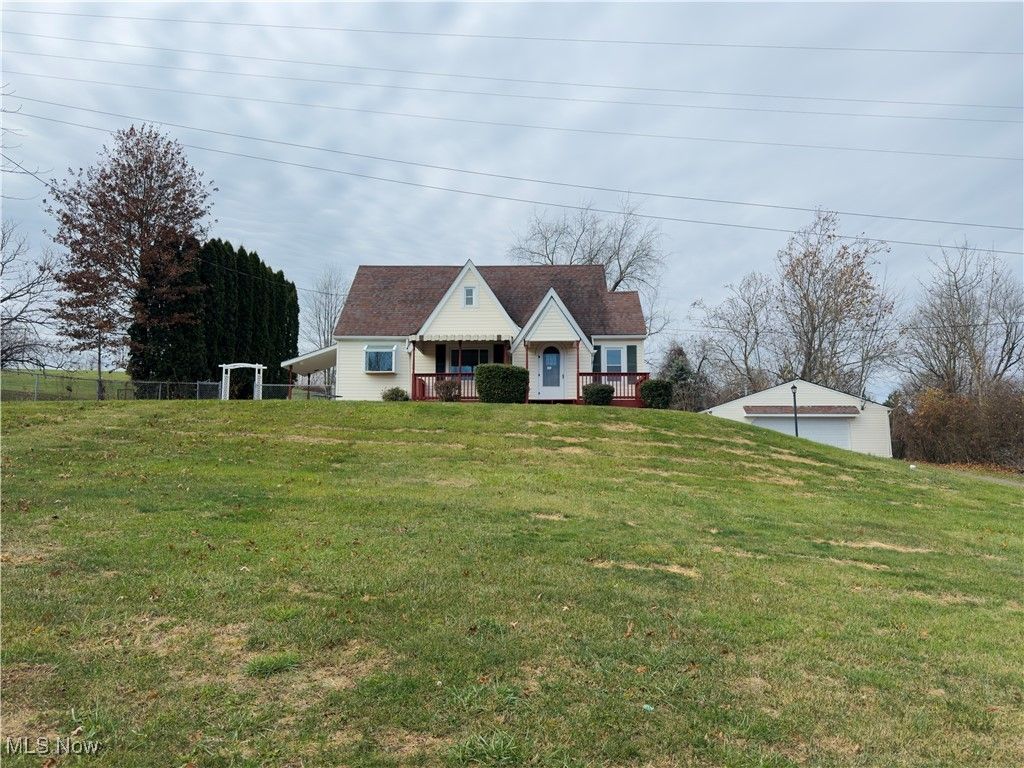 Photo of 2950 State Route 213, Steubenville, OH 43952 (MLS # 5174822)