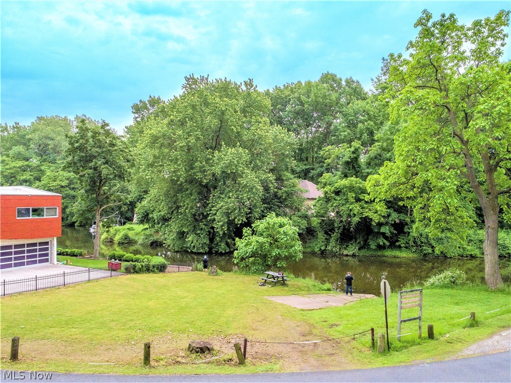 Caston - Residential
