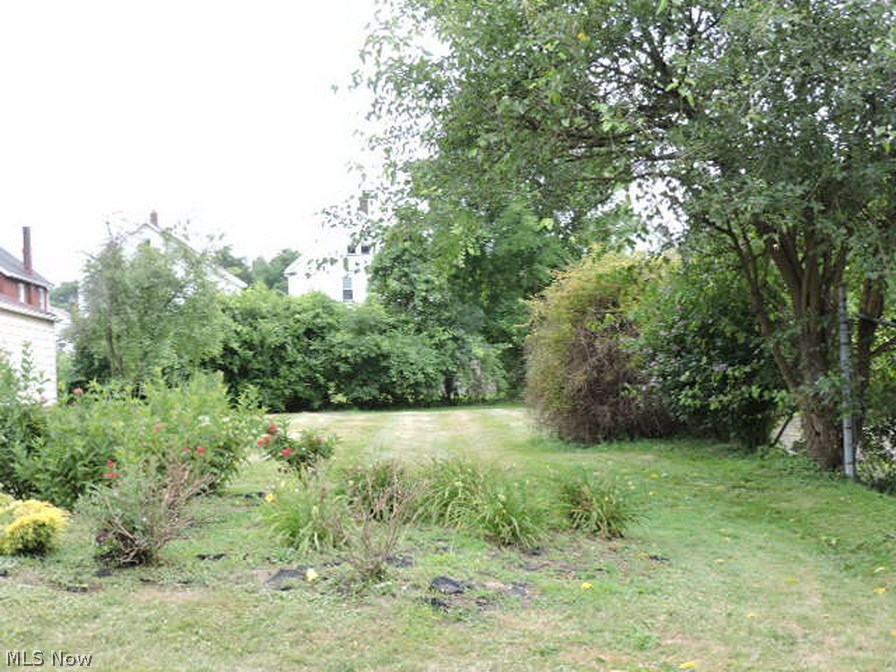 City/Youngstown - Land