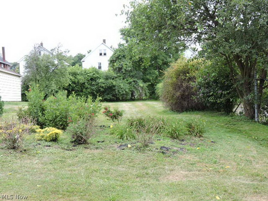 City/Youngstown - Land