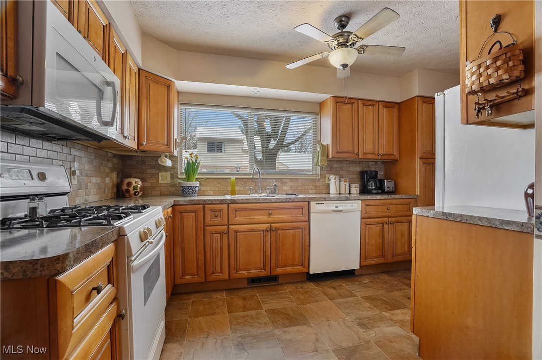 Penguin Condo - Residential