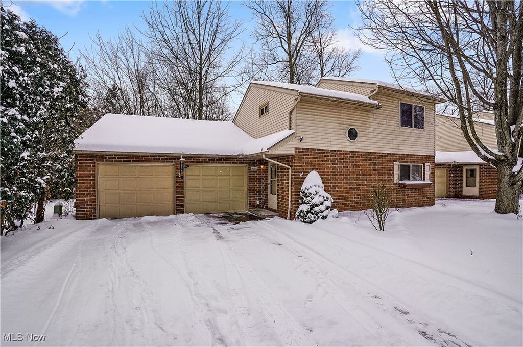 Photo of 416 Rockys Run Road, Akron, OH 44319 (MLS # 5183819)
