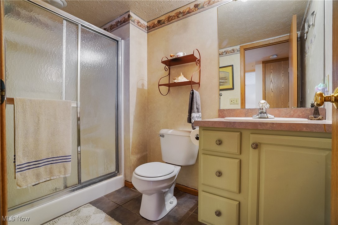 Penguin Condo - Residential