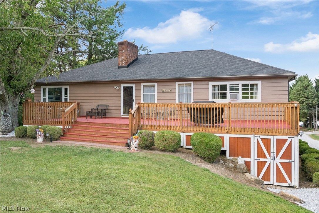 988 E Turkeyfoot Lake Road